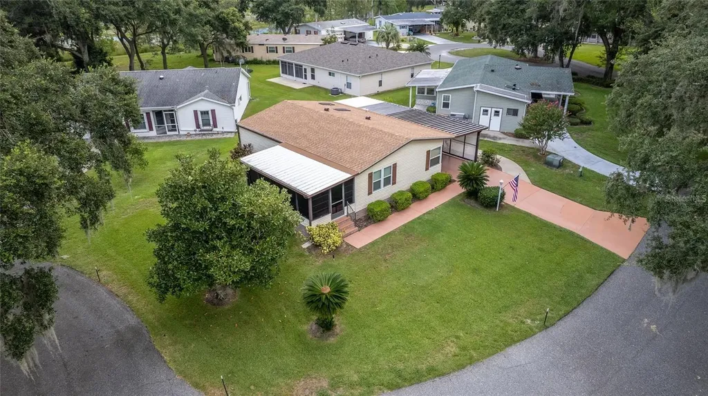 25527 Belle Helene Leesburg FL 34748