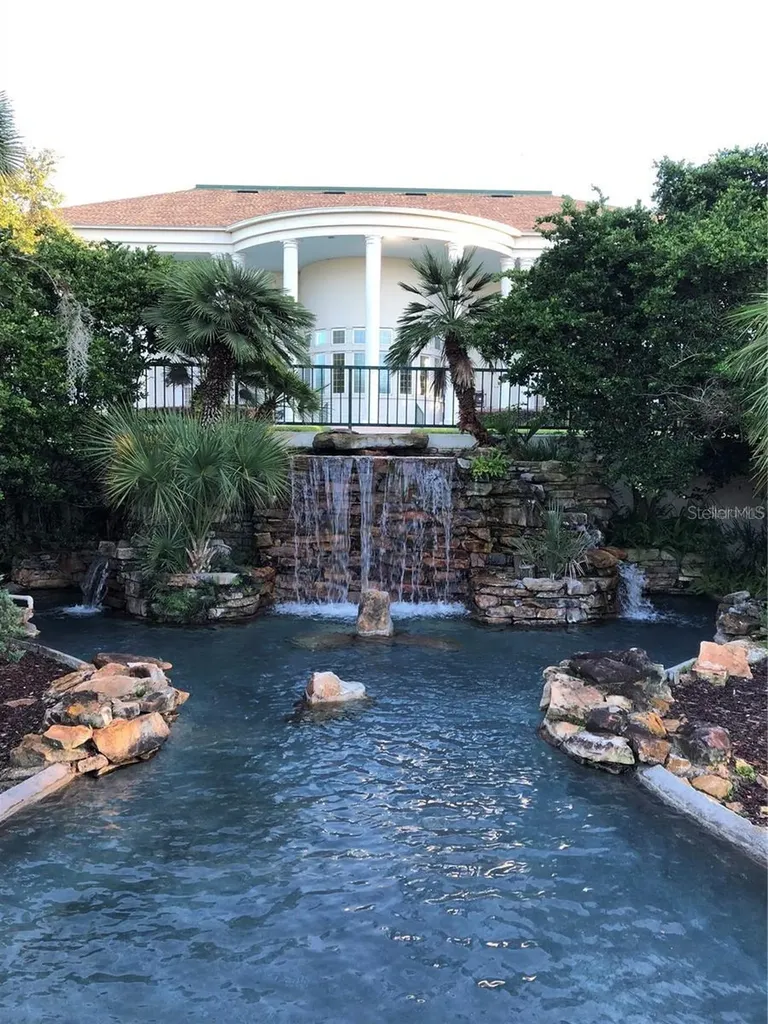 25527 Belle Helene Leesburg FL 34748