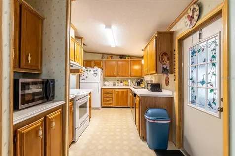 25527 Belle Helene Leesburg FL 34748
