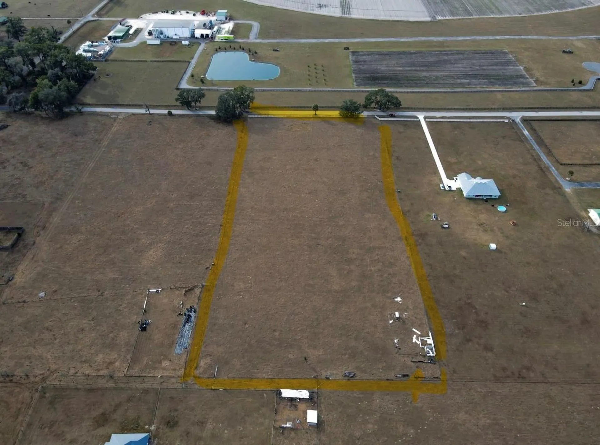 191 Cr-482n Lake Panasoffkee FL 33538