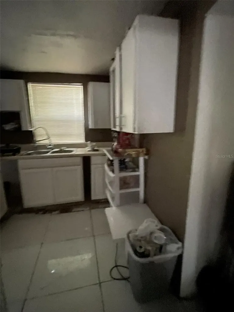 858 35th Avenue S St Petersburg FL 33705