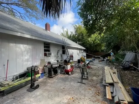 858 35th Avenue S St Petersburg FL 33705