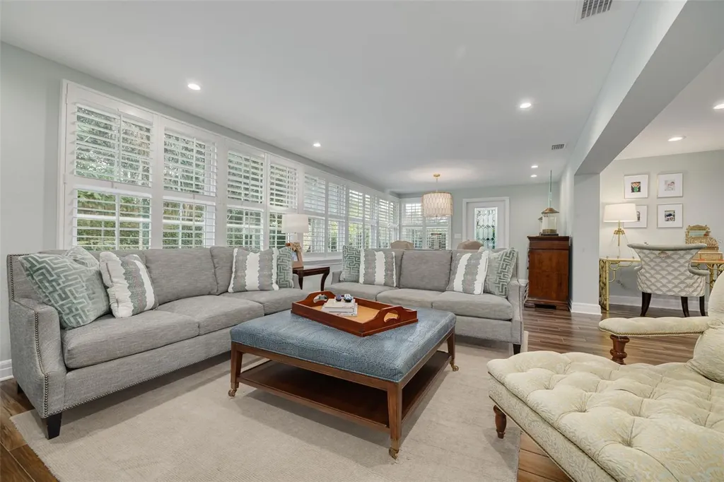 3 Eastwood Lane Belleair FL 33756