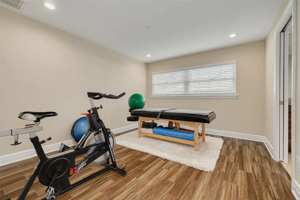 3 Eastwood Lane Belleair FL 33756