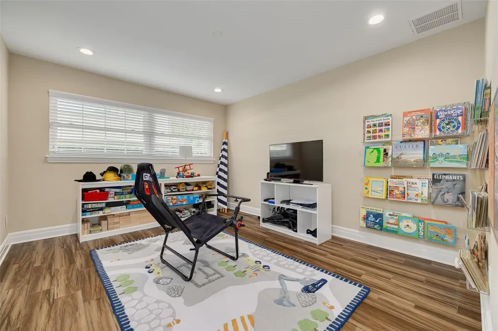 3 Eastwood Lane Belleair FL 33756