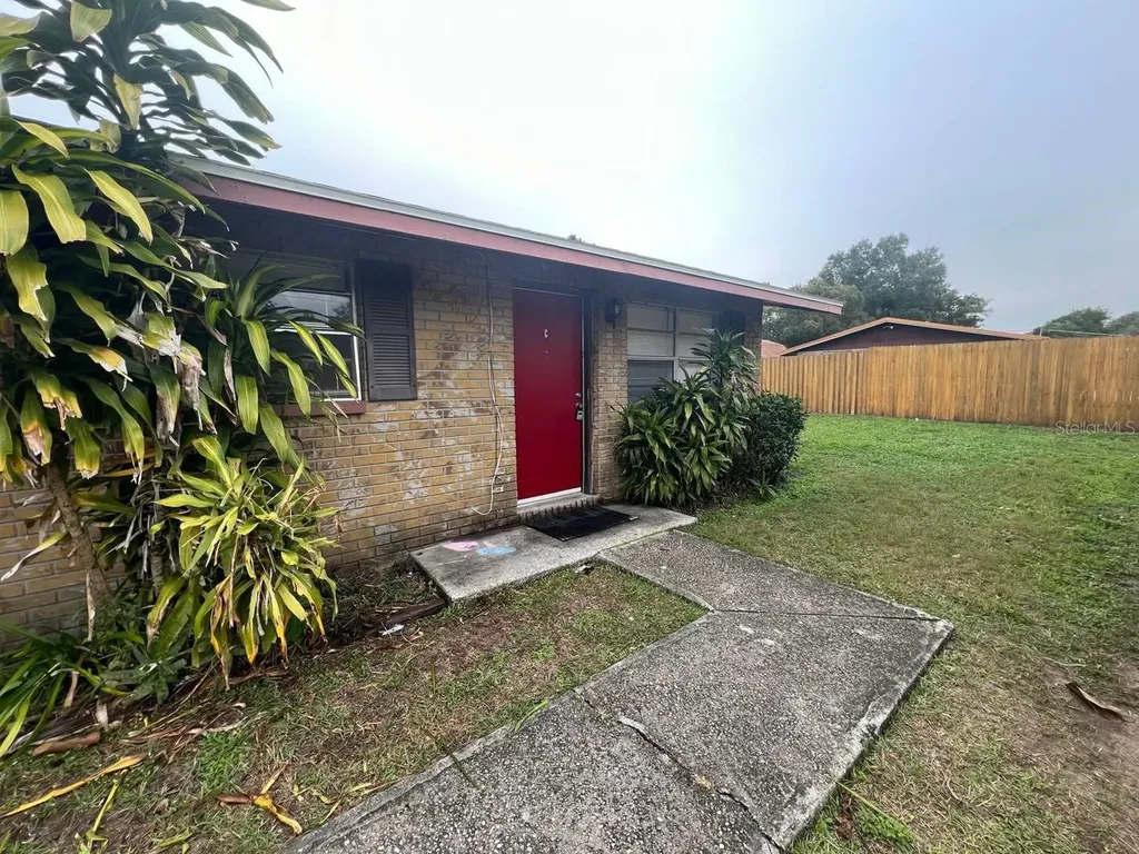 9406 Eastfield Road Thonotosassa FL 33592