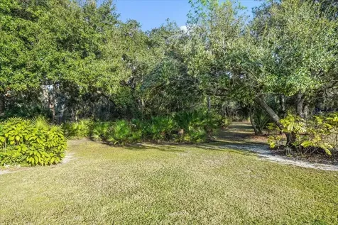 7601 226 Street E Bradenton FL 34211