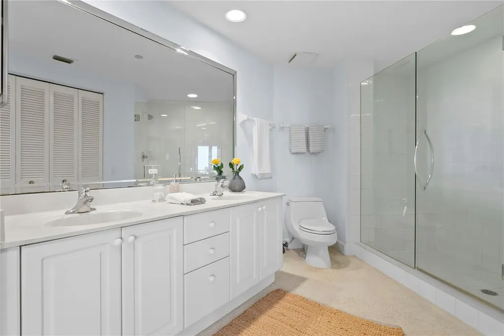 4971 Bacopa Lane S St Petersburg FL 33715