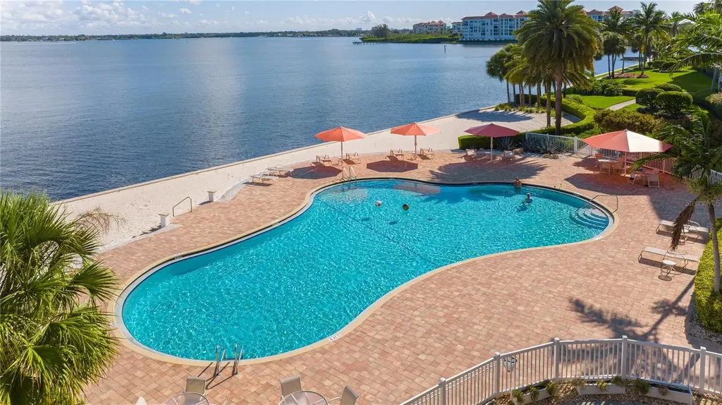 4971 Bacopa Lane S St Petersburg FL 33715