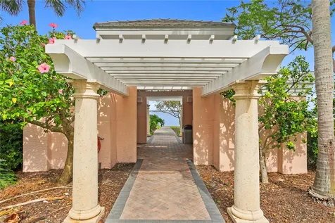 4971 Bacopa Lane S St Petersburg FL 33715
