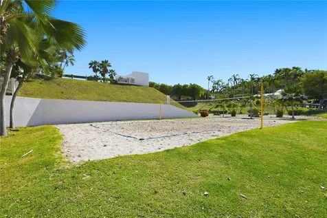 200 Carr 9987 Fajardo PR 00738