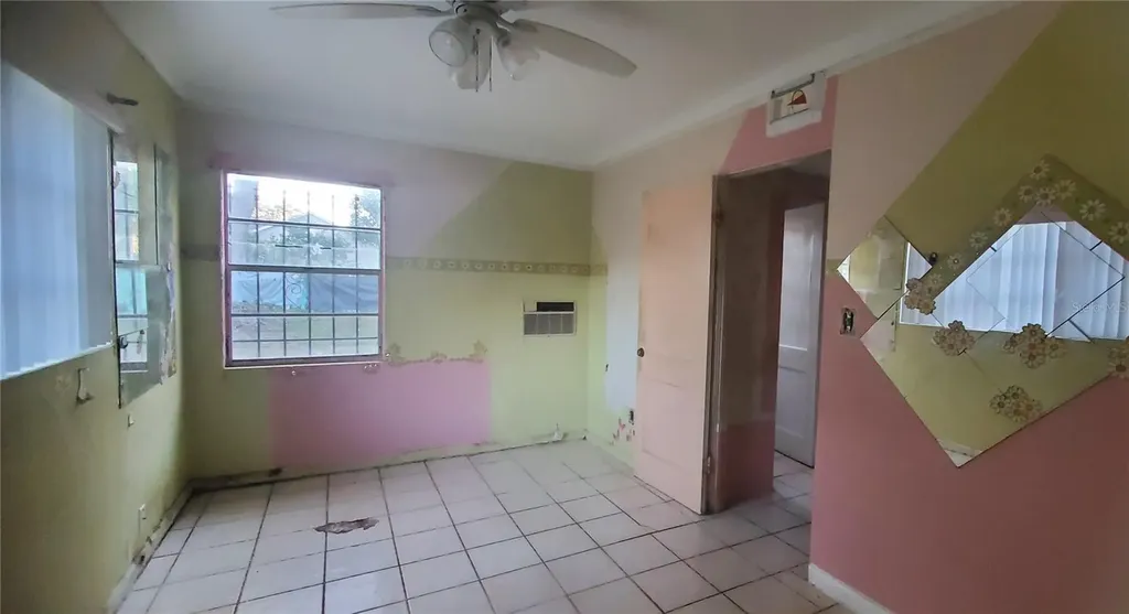 2208 Valencia Road Orlando FL 32803