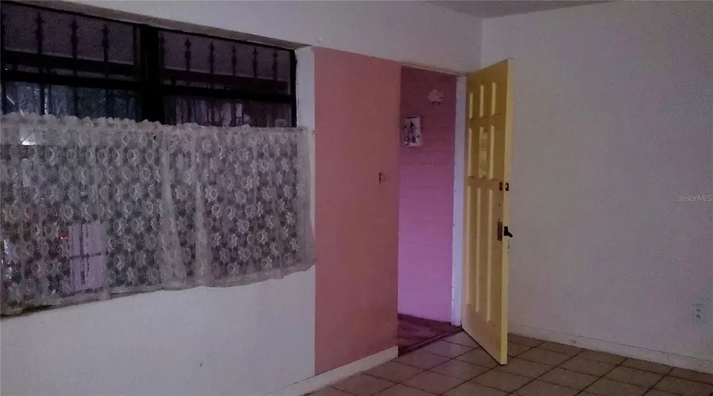 2208 Valencia Road Orlando FL 32803