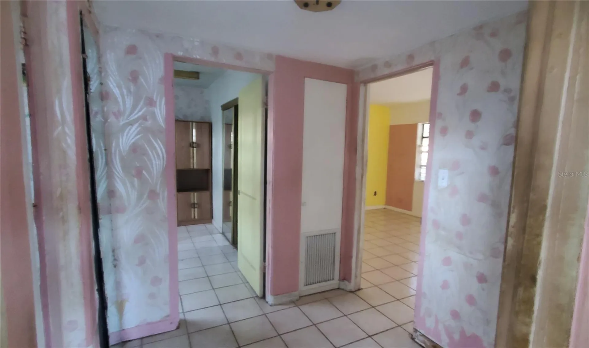 2208 Valencia Road Orlando FL 32803