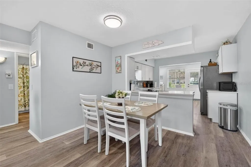2455 Finlandia Lane Clearwater FL 33763