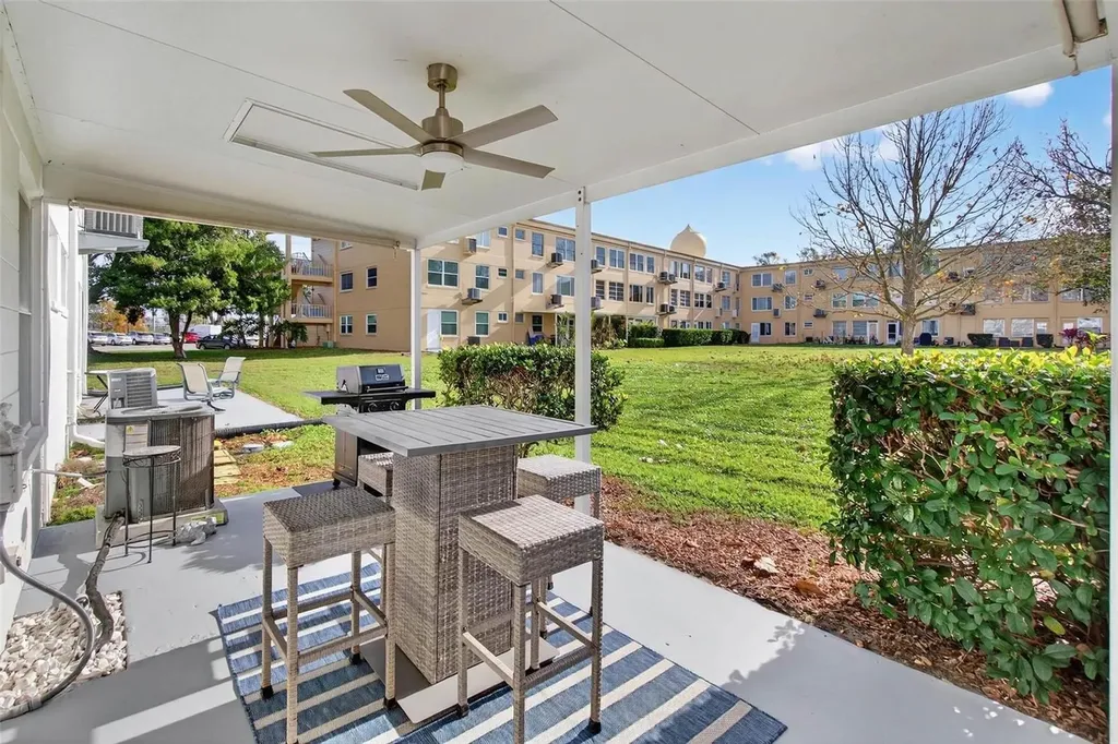2455 Finlandia Lane Clearwater FL 33763
