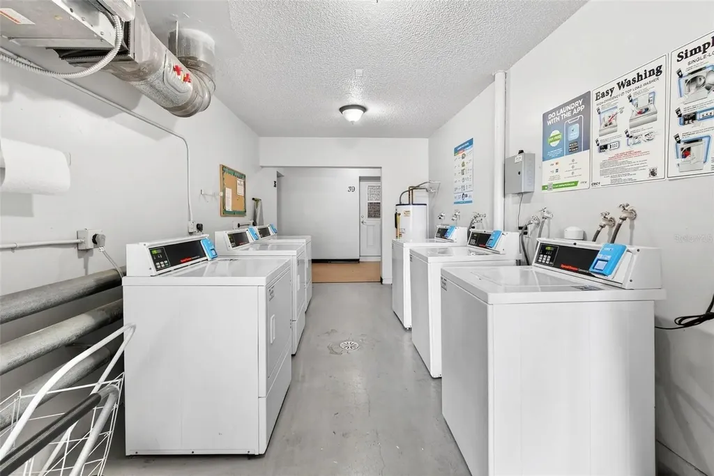 2455 Finlandia Lane Clearwater FL 33763