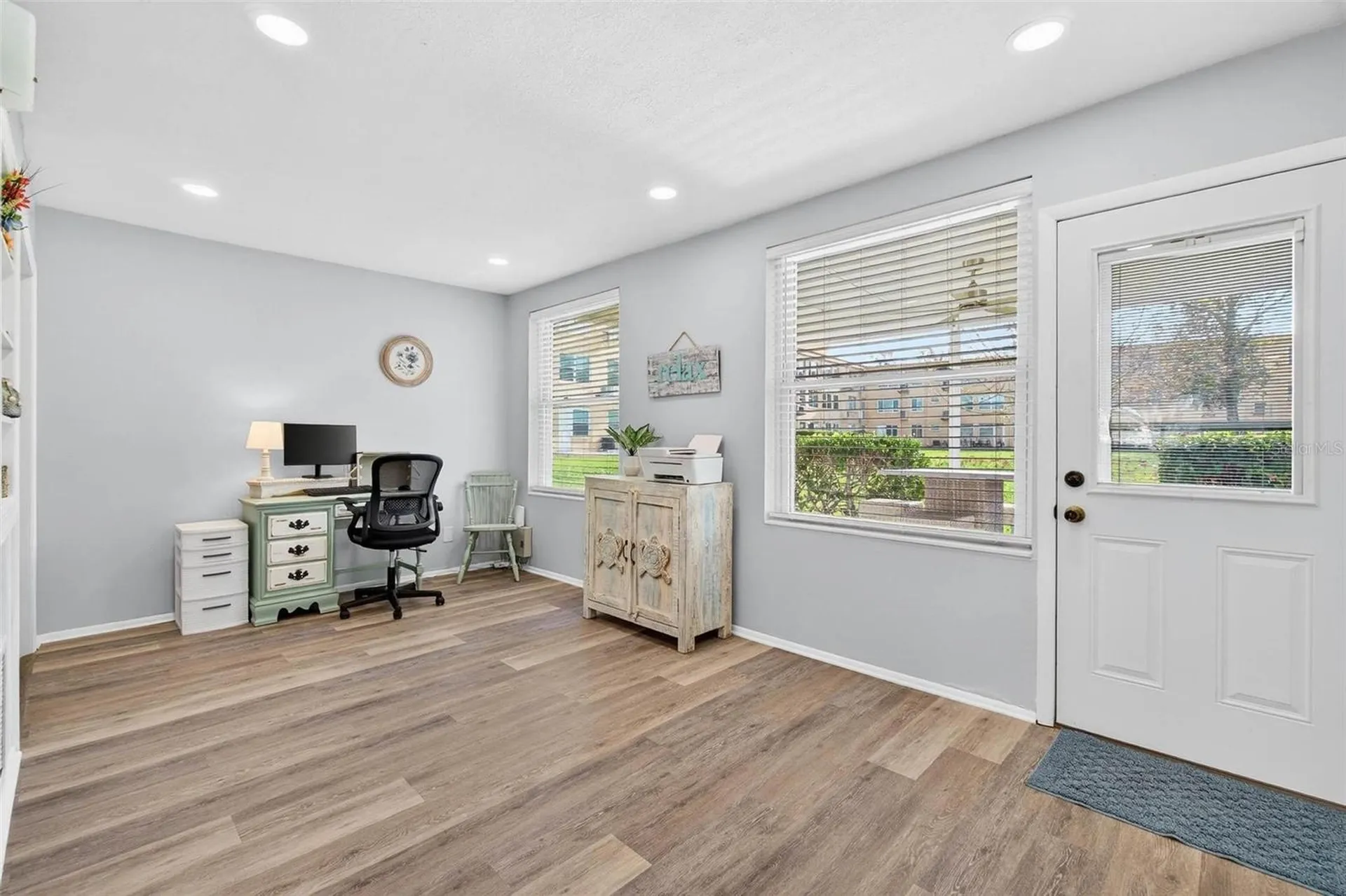 2455 Finlandia Lane Clearwater FL 33763