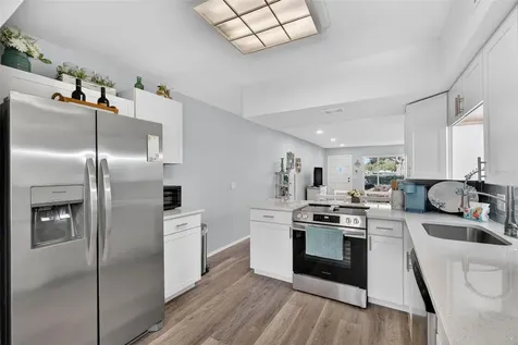 2455 Finlandia Lane Clearwater FL 33763