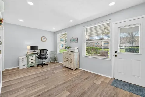 2455 Finlandia Lane Clearwater FL 33763