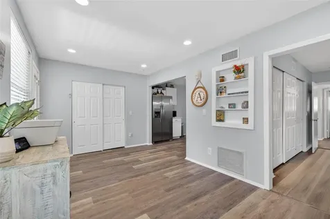 2455 Finlandia Lane Clearwater FL 33763