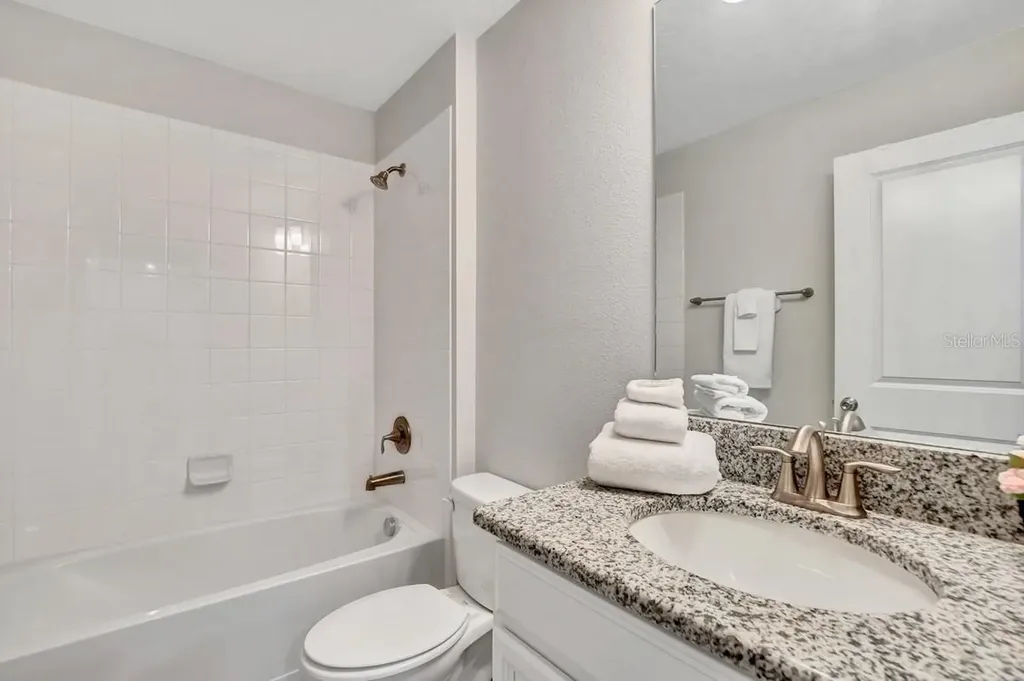 4769 Kings Castle Circle Kissimmee FL 34746