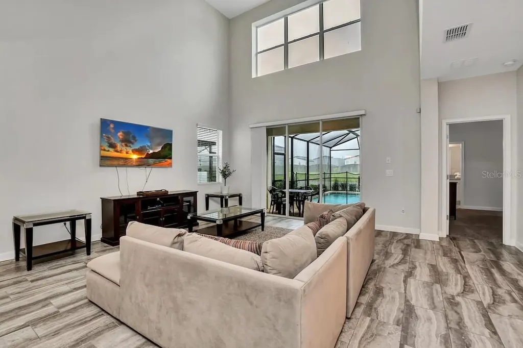 4769 Kings Castle Circle Kissimmee FL 34746