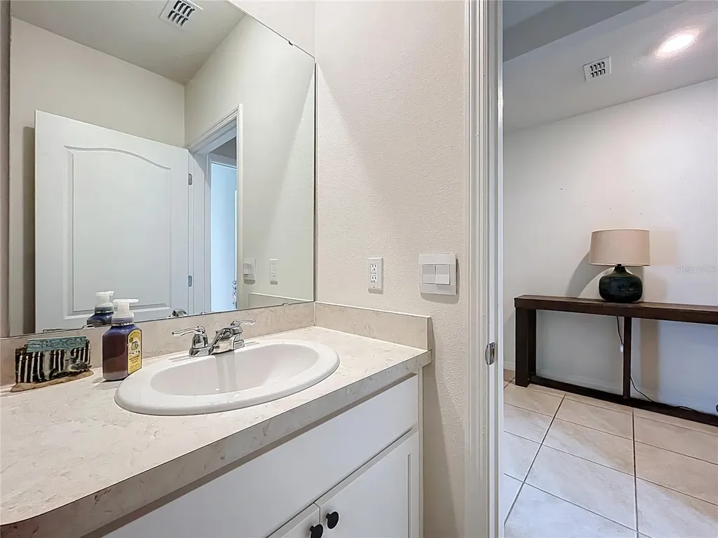 2928 Canary Lane Tavares FL 32778