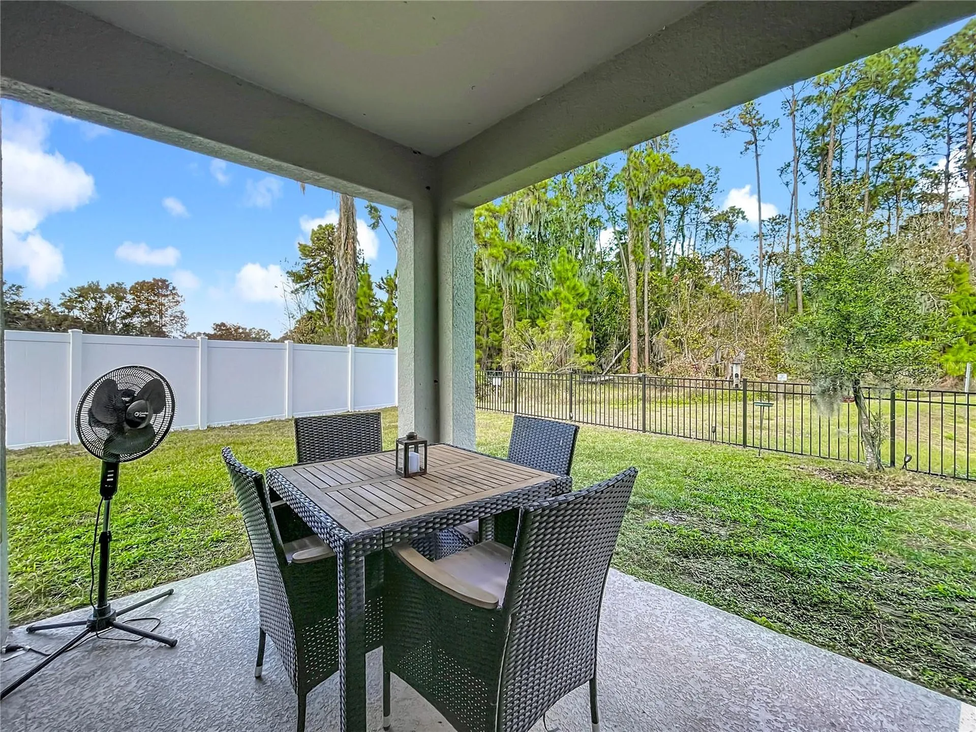2928 Canary Lane Tavares FL 32778