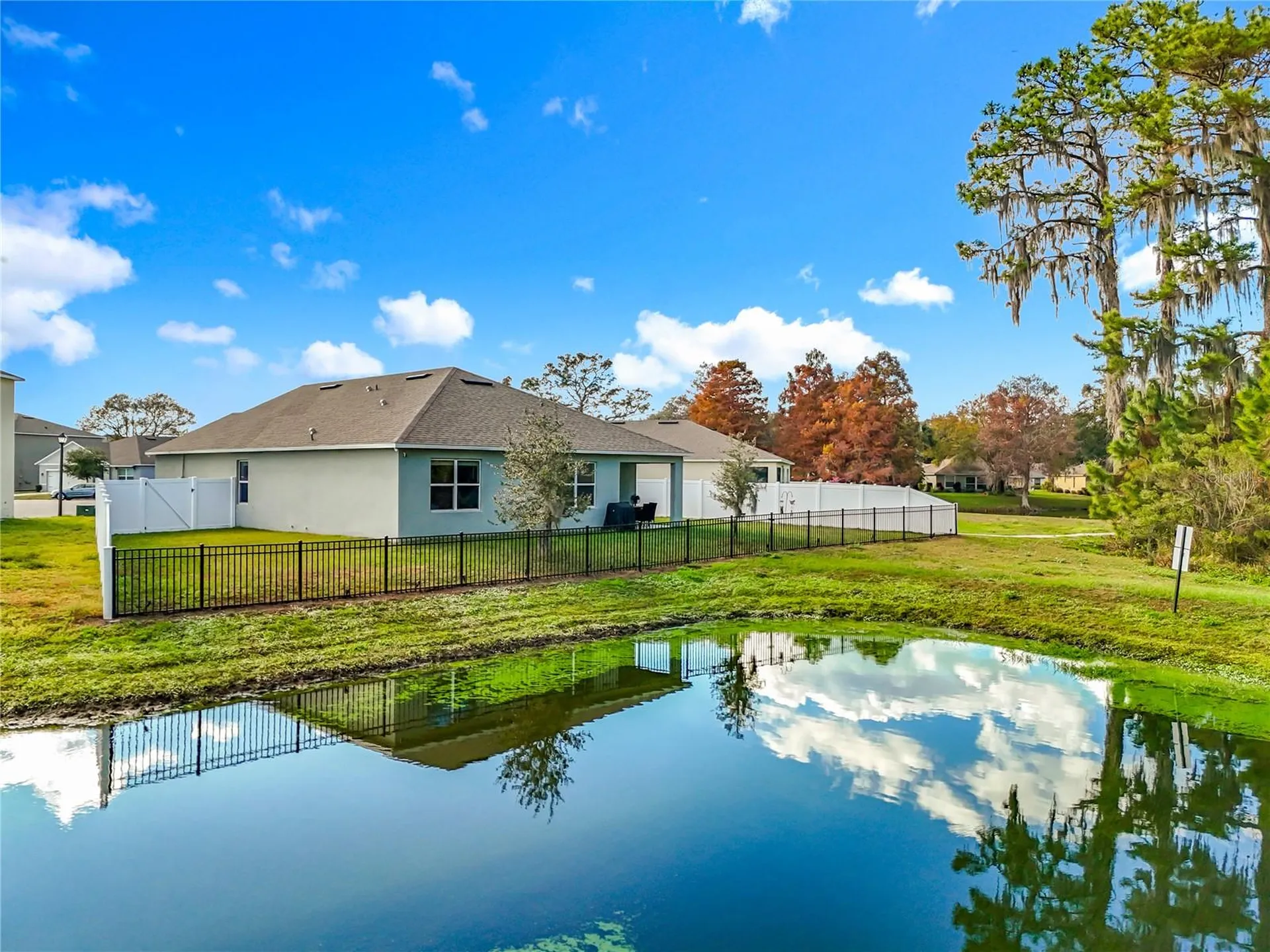 2928 Canary Lane Tavares FL 32778