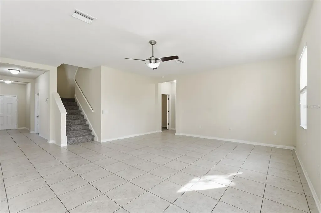 20203 Autumn Fern Avenue Tampa FL 33647
