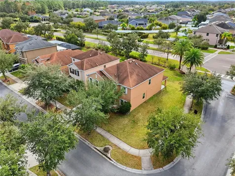 20203 Autumn Fern Avenue Tampa FL 33647