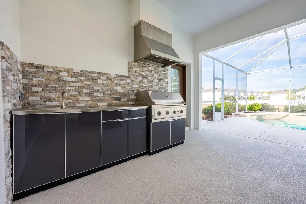 5092 NE 81st Boulevard Wildwood FL 34785