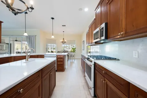 5092 NE 81st Boulevard Wildwood FL 34785