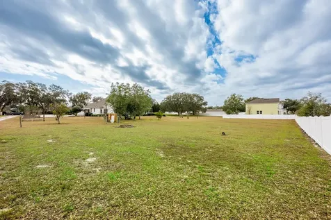 5092 NE 81st Boulevard Wildwood FL 34785