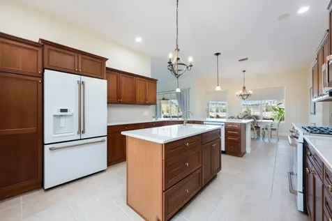5092 NE 81st Boulevard Wildwood FL 34785