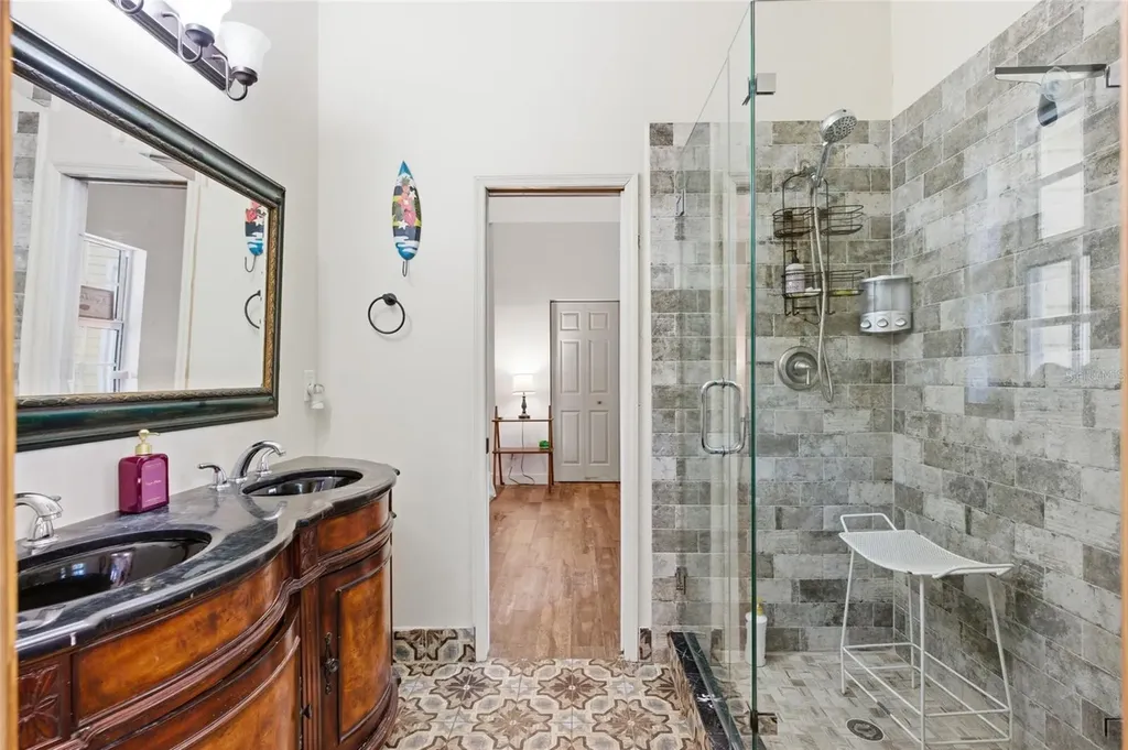 2221 SW 28th Way Fort Lauderdale FL 33312