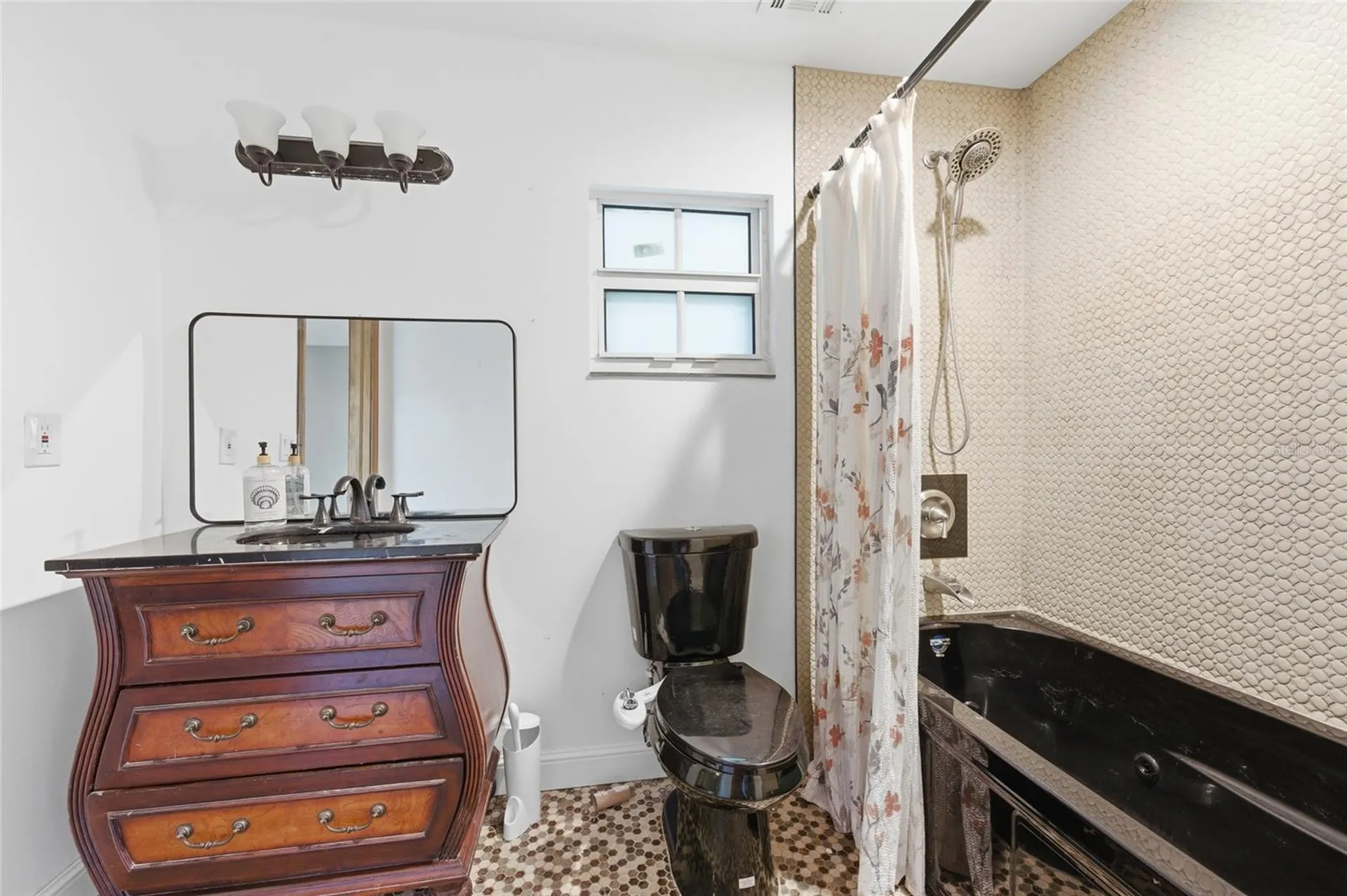 2221 SW 28th Way Fort Lauderdale FL 33312