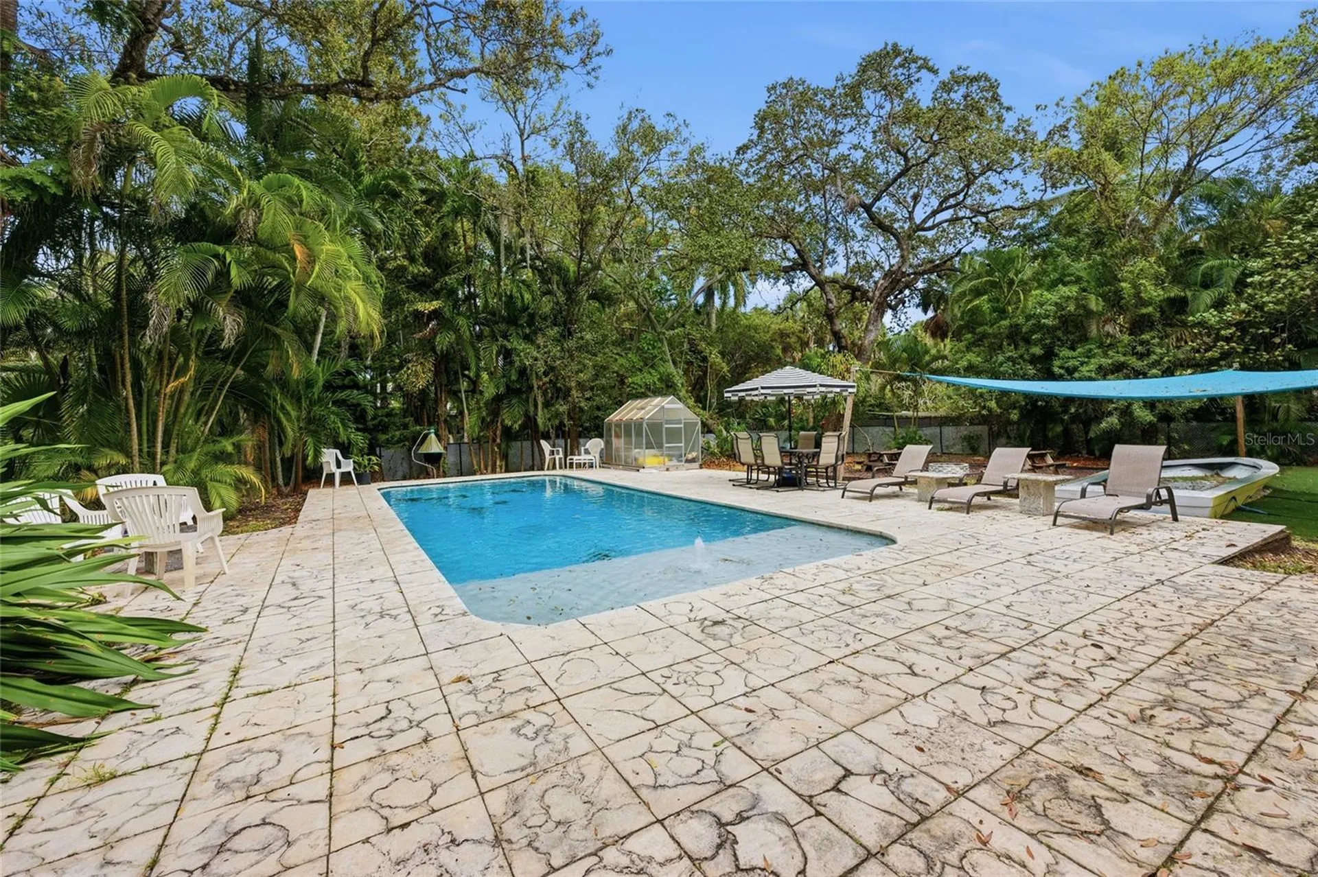 2221 SW 28th Way Fort Lauderdale FL 33312