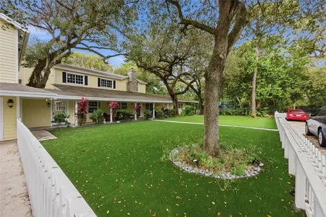 2221 SW 28th Way Fort Lauderdale FL 33312