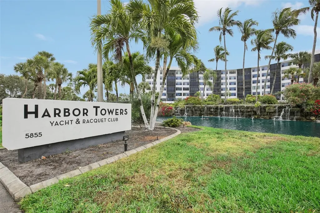 5855 Midnight Pass Road Sarasota FL 34242
