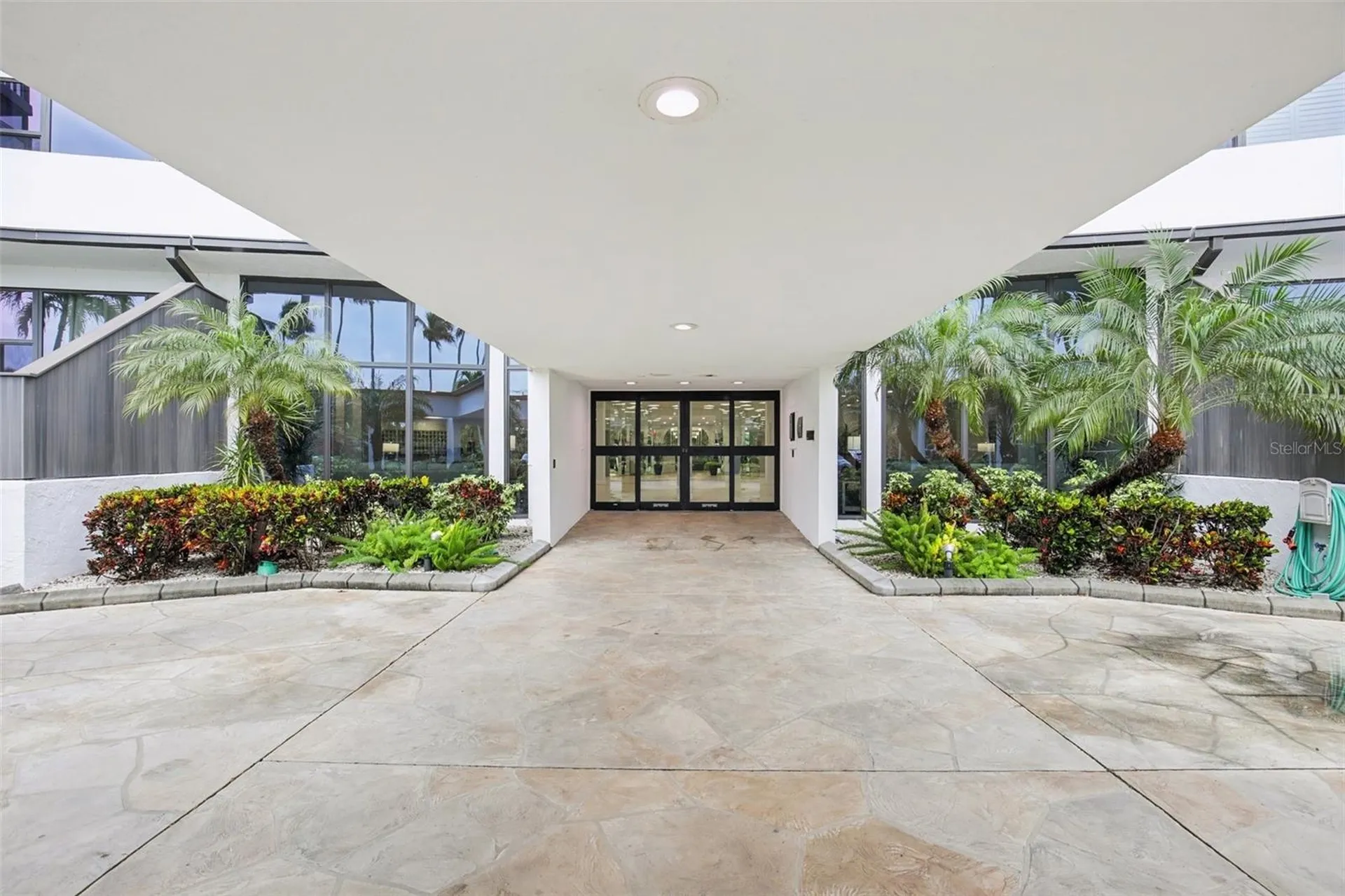 5855 Midnight Pass Road Sarasota FL 34242