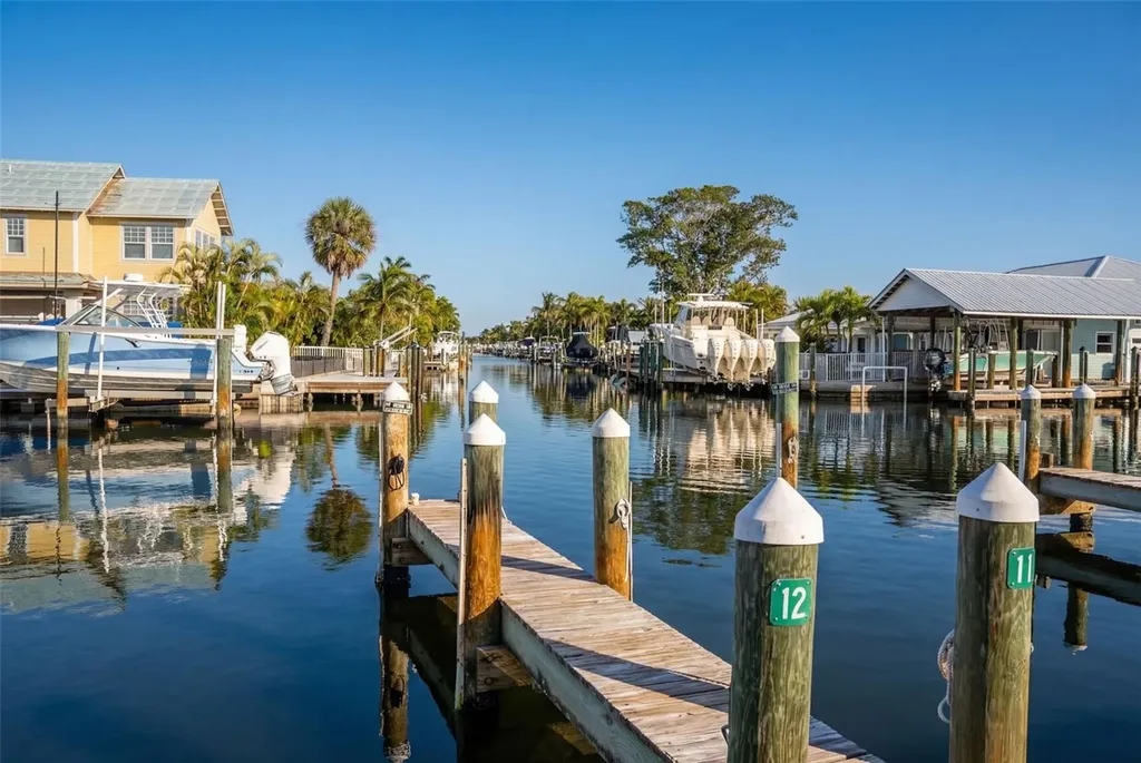412 73rd Street Holmes Beach FL 34217