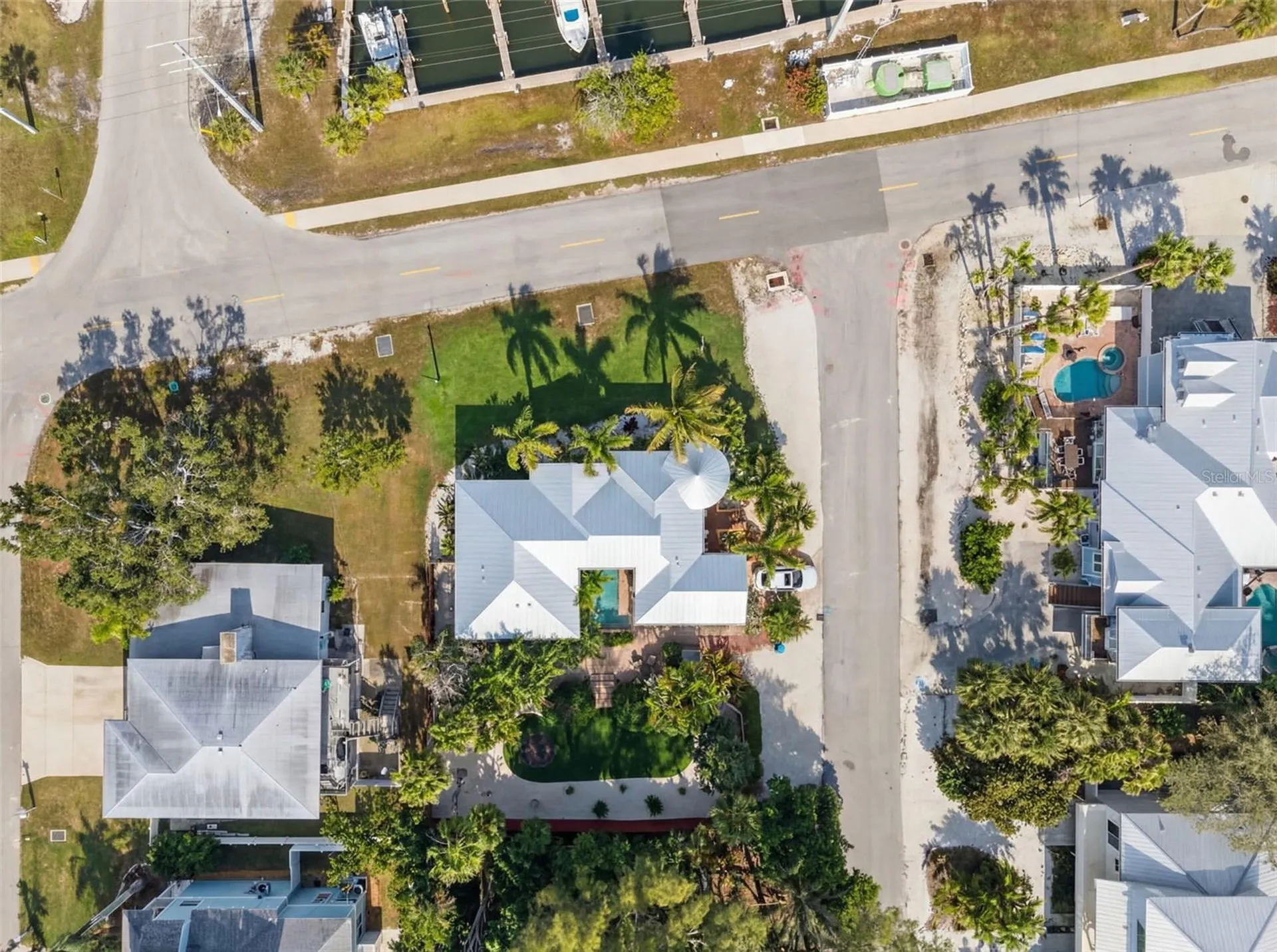 412 73rd Street Holmes Beach FL 34217