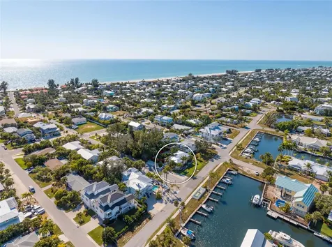 412 73rd Street Holmes Beach FL 34217