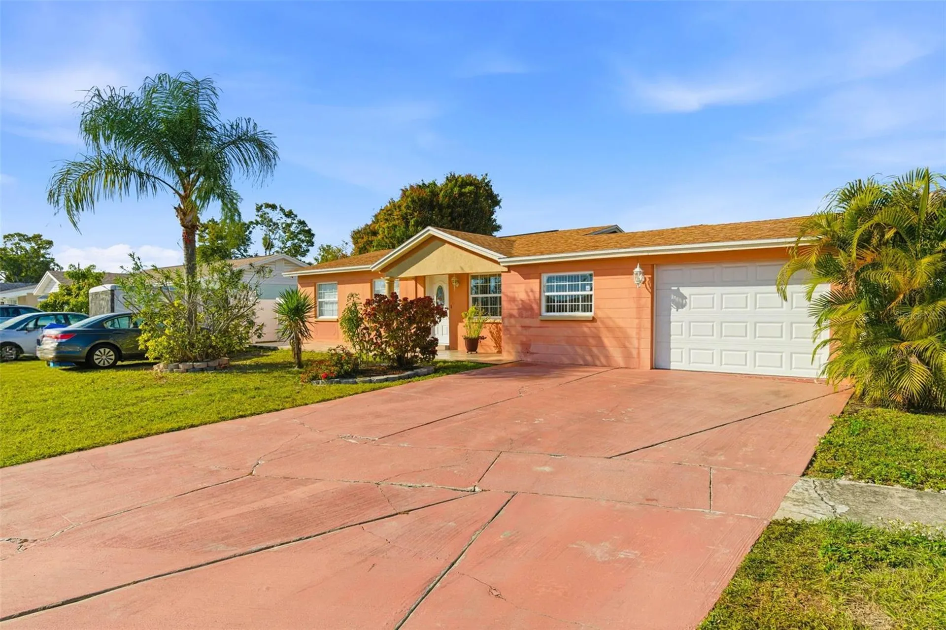 4914 Holiday Drive Tampa FL 33615