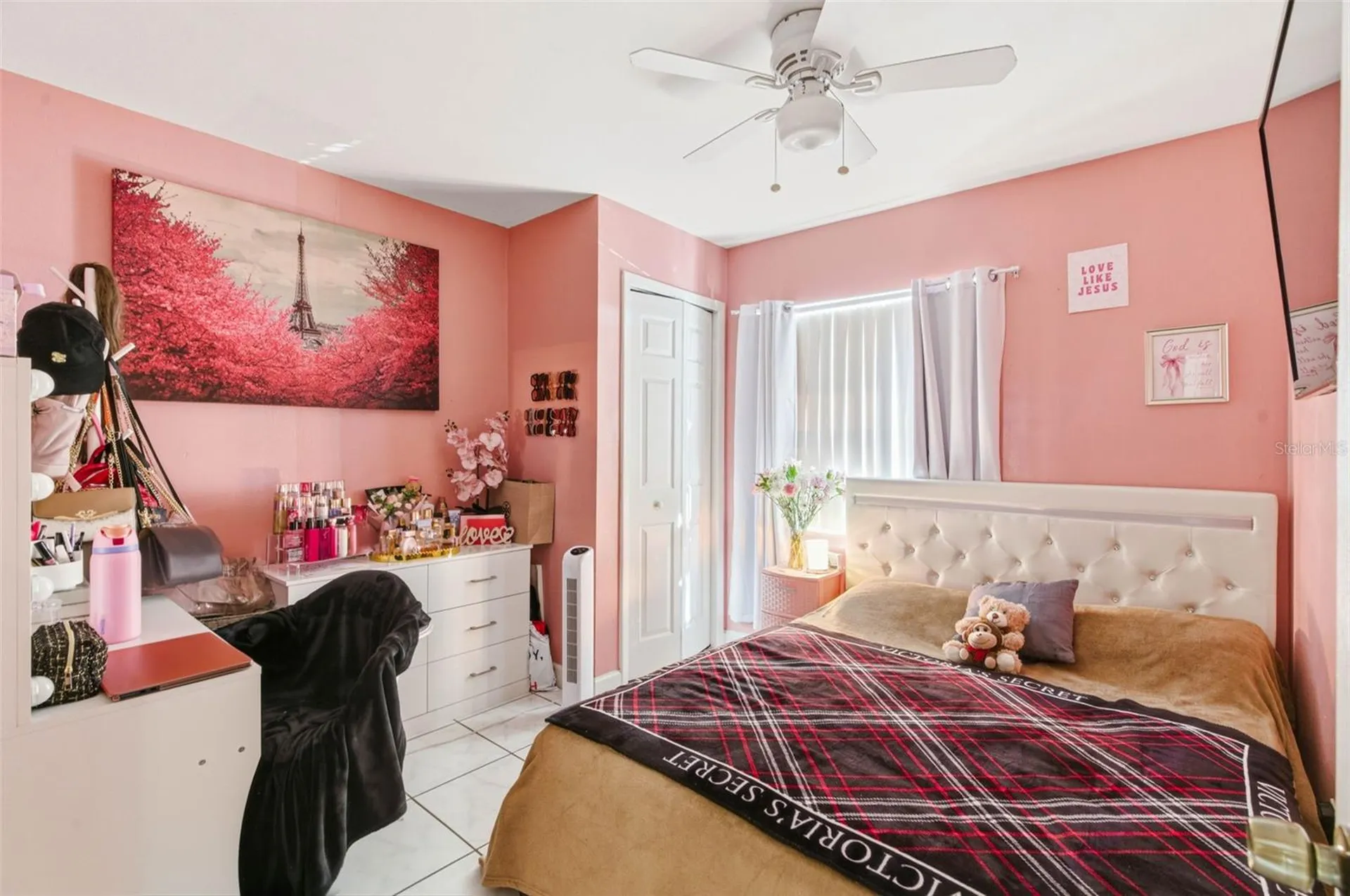 4914 Holiday Drive Tampa FL 33615
