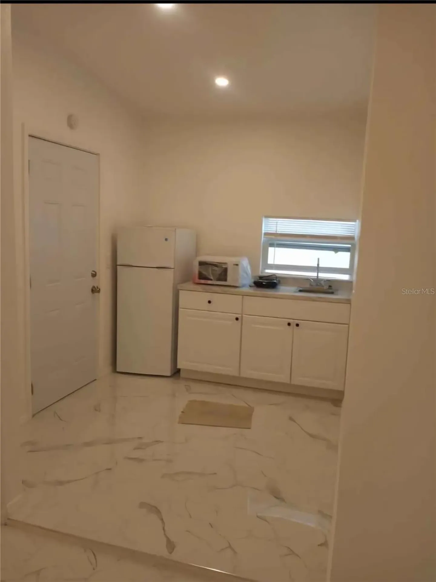 4914 Holiday Drive Tampa FL 33615