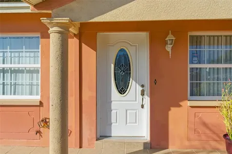 4914 Holiday Drive Tampa FL 33615