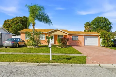 4914 Holiday Drive Tampa FL 33615